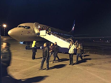 Самолет Boeing-737 совершил экстренную посадку в Перми