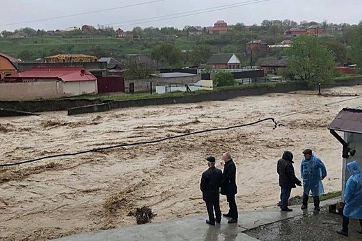Уровень воды в реке Сунжа в Ингушетии после критических значений пошел на спад