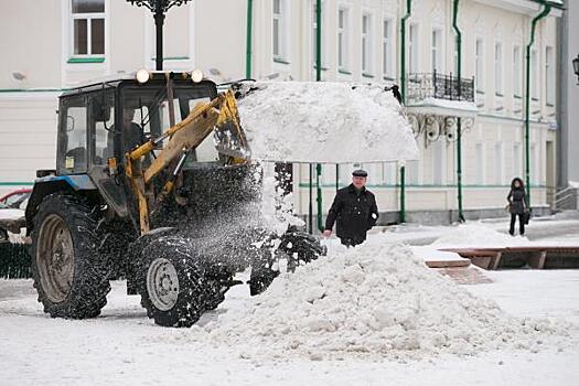 Во Владивостоке детей из Приамурья эвакуировали с заснеженной дороги