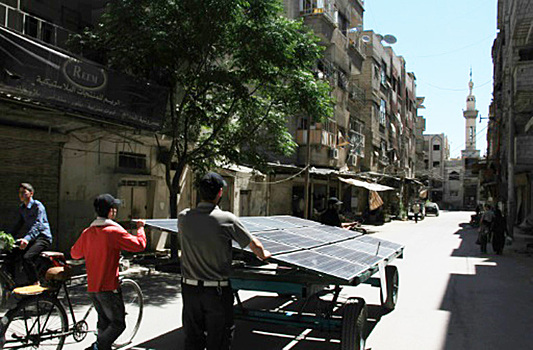В Сирии появились солнечные батареи на колесиках