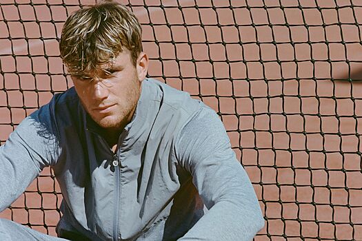 Джек Дрейпер подписал многолетний контракт с американским брендом одежды