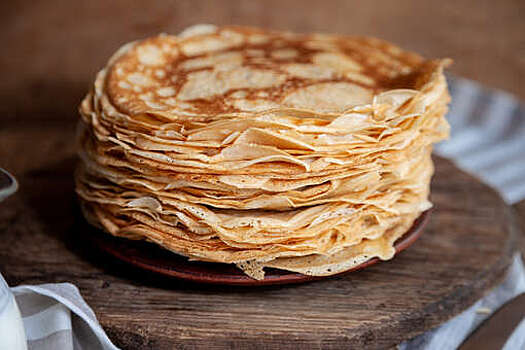 В Австралии суд наказал женщину, которая ударила блинчиком чиновницу по лицу