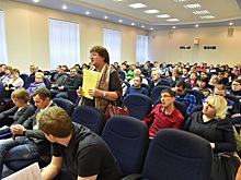 Глава Металлургического района Челябинска ответил на вопросы работников ЧМК