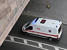 Неизвестный нанес удары ножом мужчине на дороге в Подмосковье