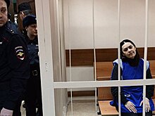 Няня-убийца ответила на вопросы журналистов в суде