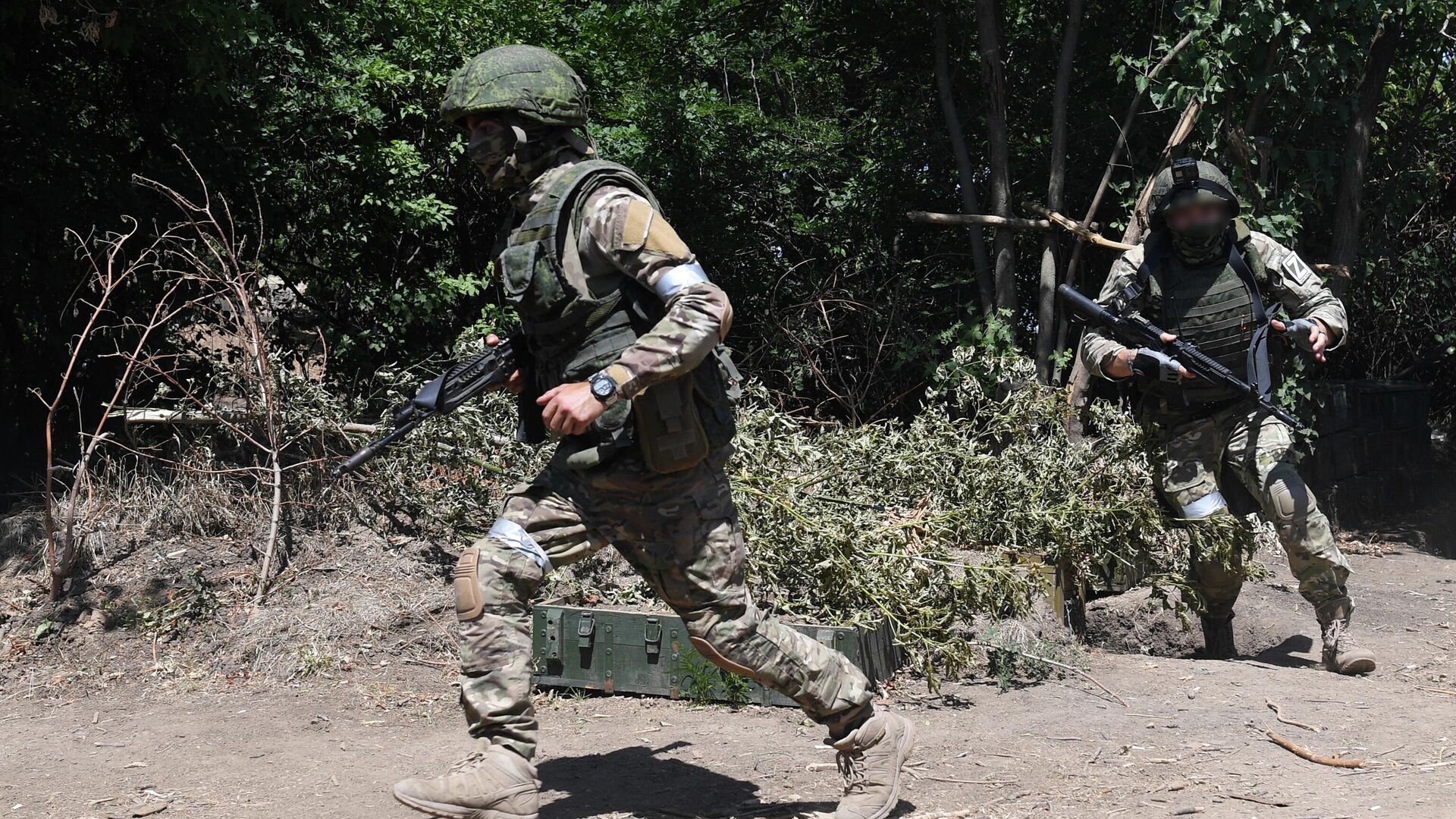 МО РФ сообщило, что подразделения ВДВ овладели опорным пунктом ВСУ в районе Часова Яра