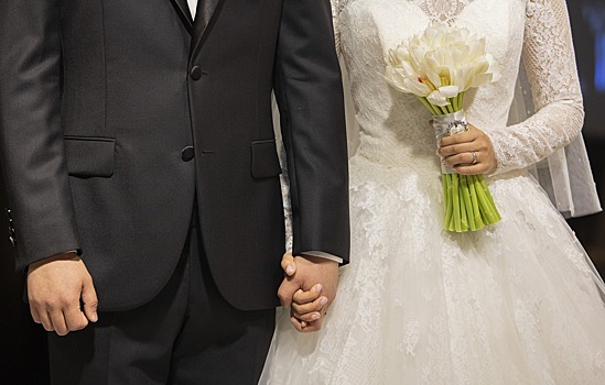 Россияне будут получать денежные выплаты за удачные и долгие браки