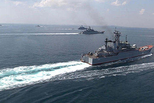 Жириновский предложил создать «индийский флот» ВМФ России