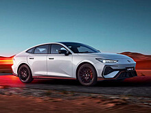 Компания Changan провела презентацию рестайлингового лифтбека Uni-V