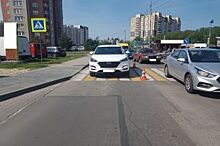 В Калининграде на пешеходном переходе сбили женщину