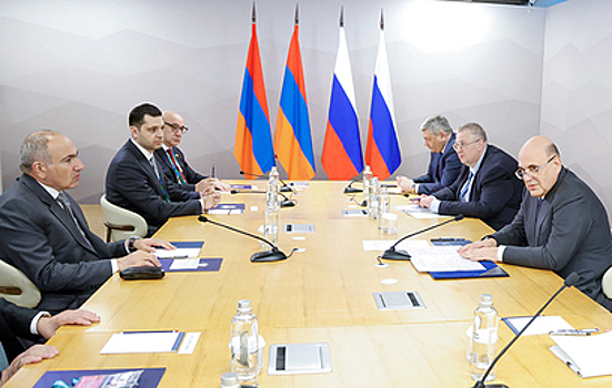 Мишустин обсудил экономику с премьерами Беларуси, Армении и Казахстана