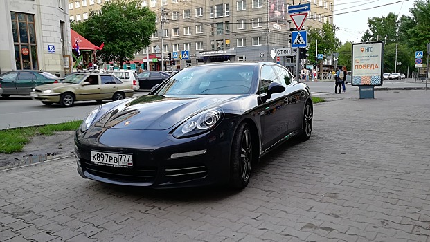 «Я паркуюсь как чудак»: Porsche 777 — я тут главнее всех