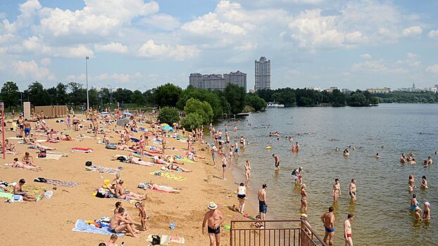 Что предлагают москвичам городские пляжи