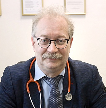 Профессор Андрей Продеус рассказал, как лечиться при ОРВИ и гриппе