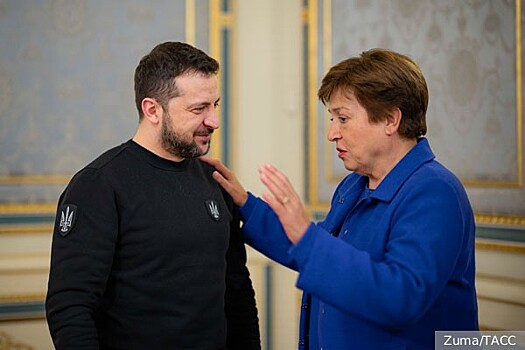 МВФ решил разобраться, почему на Украине возвращают надбавки военным