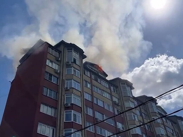 Пожар в жилом доме в Подольске локализован на площади около 1 тысячи кв метров