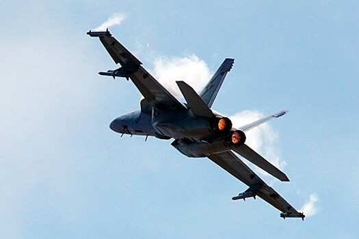 CNN: истребитель США F-18 упал с авианосца Harry Truman в Красное море