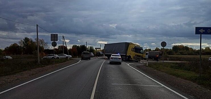 Под Кировом в ДТП на трассе "Вятка" погибли два человека