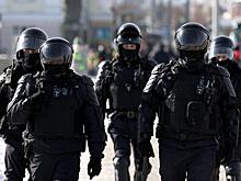 Россия: Полицейские рвутся на "передок"