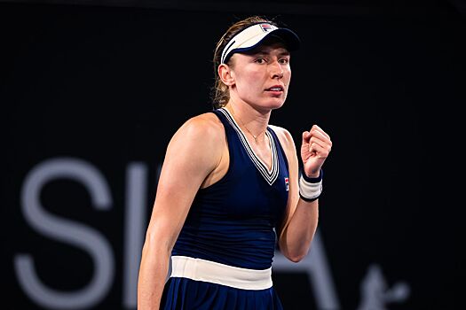 Екатерина Александрова вышла в четвертьфинал турнира в Майами, обыграв Игу Свёнтек