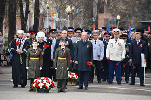Члены Общественного совета при ГУ МВД России по Кемеровской области приняли участие в торжественном митинге, посвященном Дню Победы