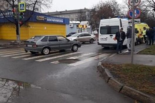 Водитель сбил двух девушек и пенсионерку на «зебре» в Уфе