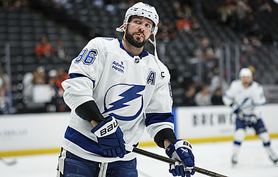 "Тампа" проиграла четвертый матч подряд в НХЛ. Кучеров сделал результативную передачу