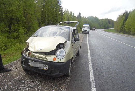В Афанасьевском районе «Дэу Матиз» опрокинулся в кювет: пострадали 4 человека, в том числе трое детей