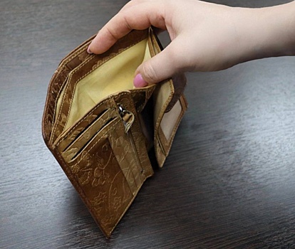 Почти 2 млн рублей задолжала нижегородская компания своим сотрудникам