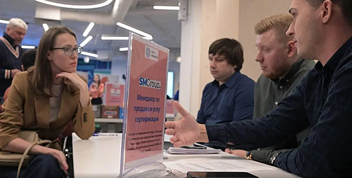 Стало известно, почему россияне уже две недели не могут встать на учет по безработице