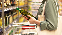 Россиян обманывали годами: продукция популярных брендов оказалась фейком