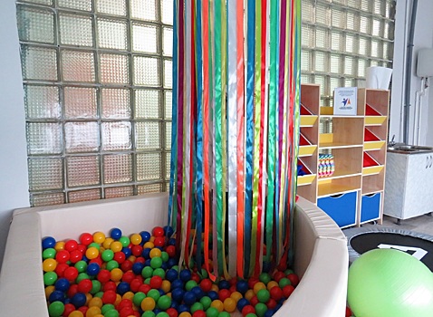 В таганрогской школе создали комнату психологической разгрузки для детей и взрослых