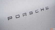 Porsche отзывает 911 из-за лобового стекла, которое может выпасть при аварии