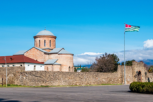 В Абхазии сдвинулся срок открытия туристического сезона