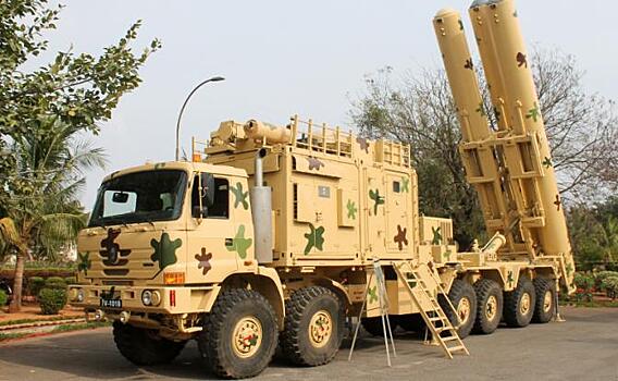 «БраМос»: Крылатые ракеты, названные в честь Москвы-реки, в Южно-Китайском море грозят смертью союзникам России