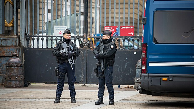 Угрожавший устроить взрыв в посольстве Ирана в Париже получил наказание