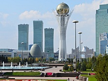 Столице Казахстана вернули старое название, президентский срок увеличили до 7 лет