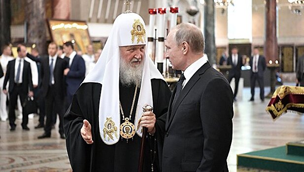 Путин поздравит патриарха Кирилла в день интронизации