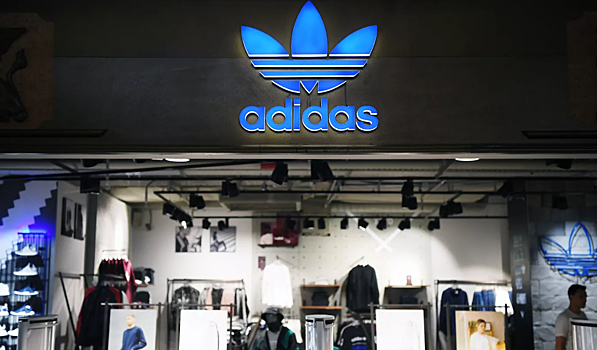 СМИ: Adidas и Puma начали принимать от ритейлеров из РФ заявки на новую коллекцию