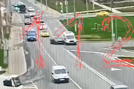 Момент ДТП с участием Дмитрия Диброва в Москве попал на видео