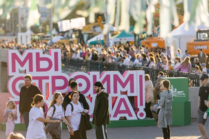 На Плотинке в Екатеринбурге выступит «Дискотека Авария»