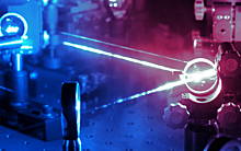 Создан новый компактный сверхточный лазер