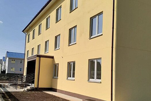 29 жителей поселка Октябрьский переедут из аварийного жилья в новый дом