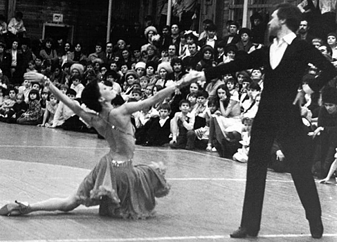 «Публика была нервная и с оружием». Девушки, запреты и бандитские разборки: невероятная жизнь танцоров в советское время