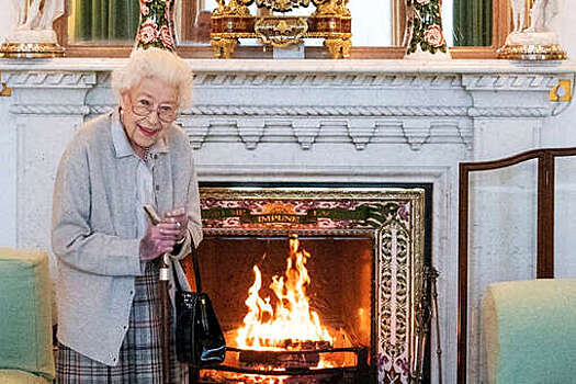 Mirror: в последние годы своей жизни Елизавета II "боролась с мучительным раком"