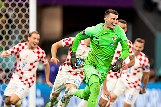 Оливер Кан восхитился игрой Ливаковича