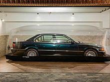 Посмотрите на BMW 7 серии, которая 23 года хранилась в капсуле