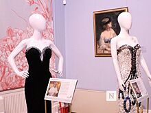 Историк моды Александр Васильев открыл выставку &quot;Платье с историей&quot; в Нижнем Новгороде