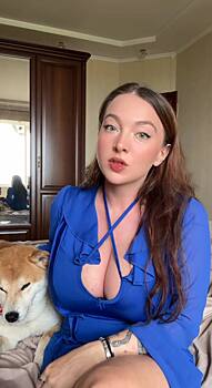 Жена Басты затравила беременную блогершу за негативный отзыв о концерте мужа