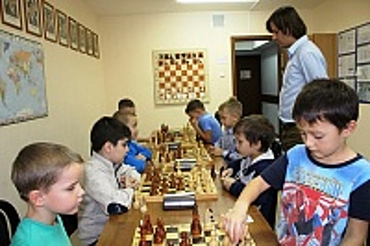 В Крюково стартовало детско-юношеское лично-командное первенство по шахматам